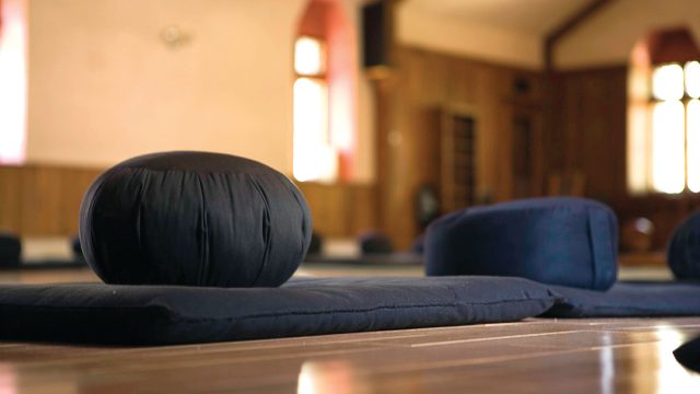 meditation-cushion