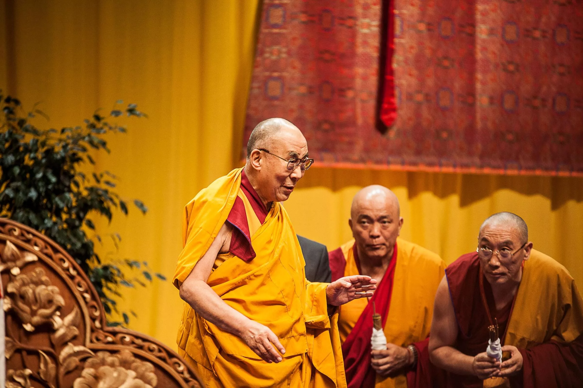 dalai-lama-successore-potrebbe-essere-donna-1